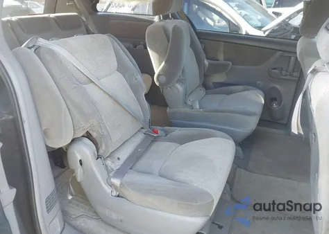 2010 Toyota Sienna Le из США, поврежденный, VIN 5TDKK4CC0AS322846